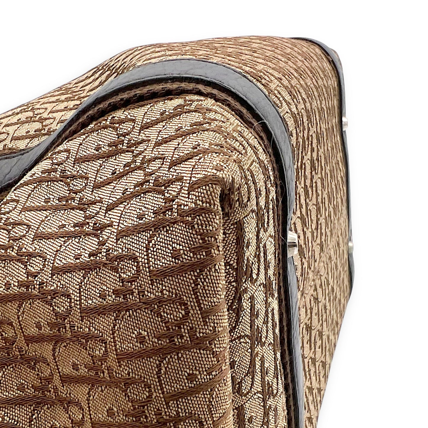 Street Chic Hobo Brown Shoulder Bag in Jacquard, Silver hardware