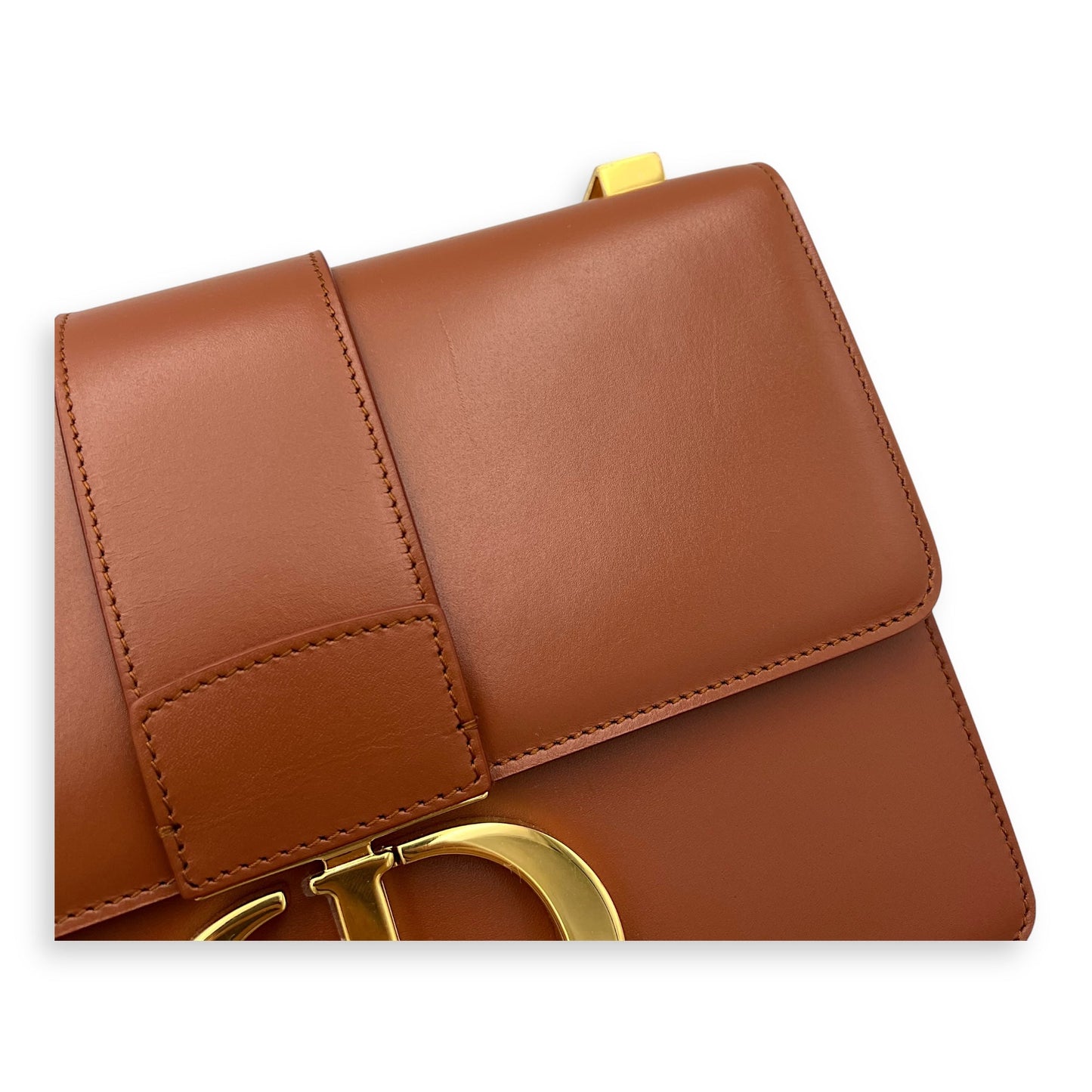 30 Montaigne Medium Brown Shoulder Bag in Calfskin, Gold hardware