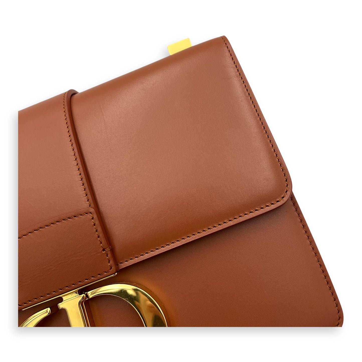 30 Montaigne Medium Brown Shoulder Bag in Calfskin, Gold hardware
