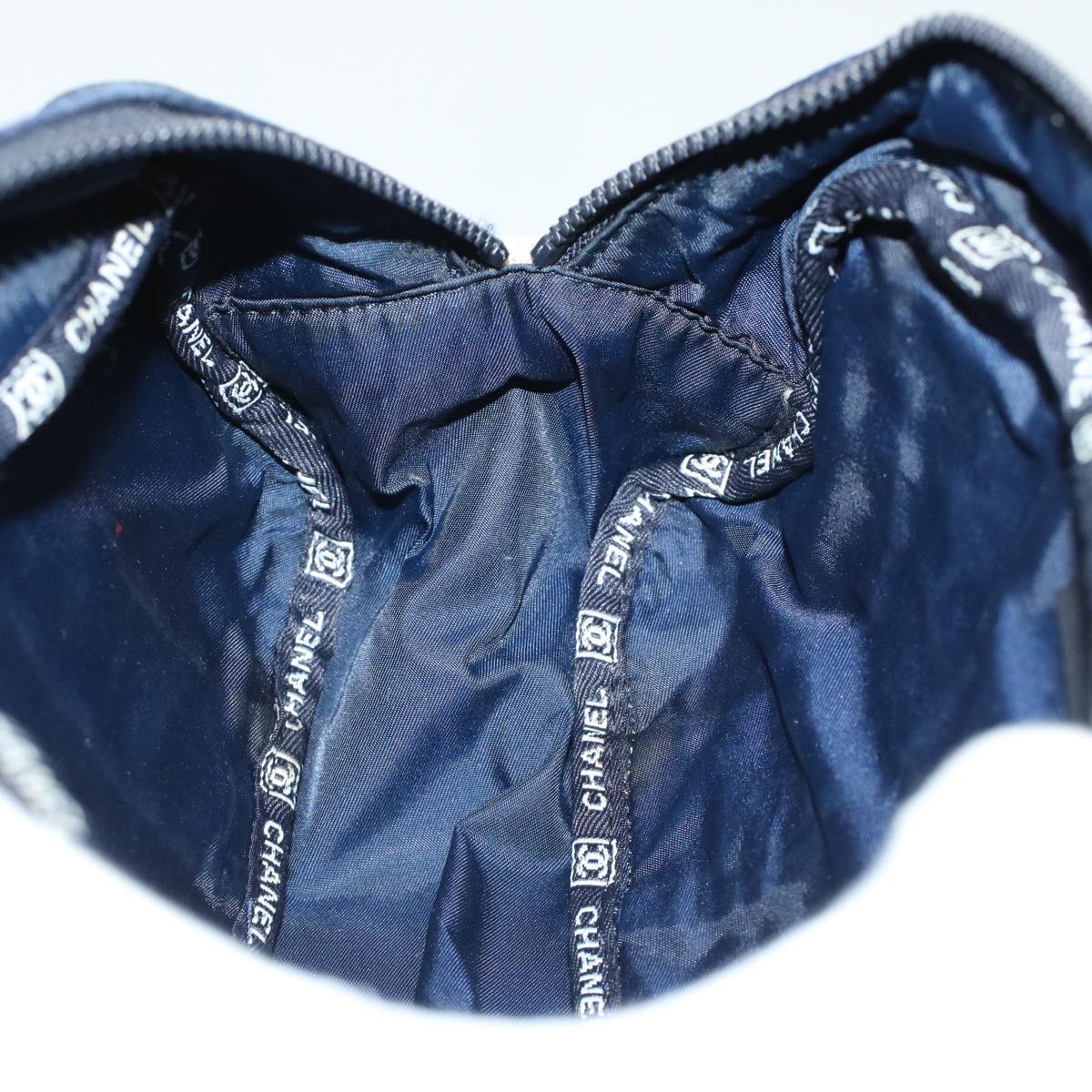 CHANEL Clutch Bag Canvas White Navy CC bs5370