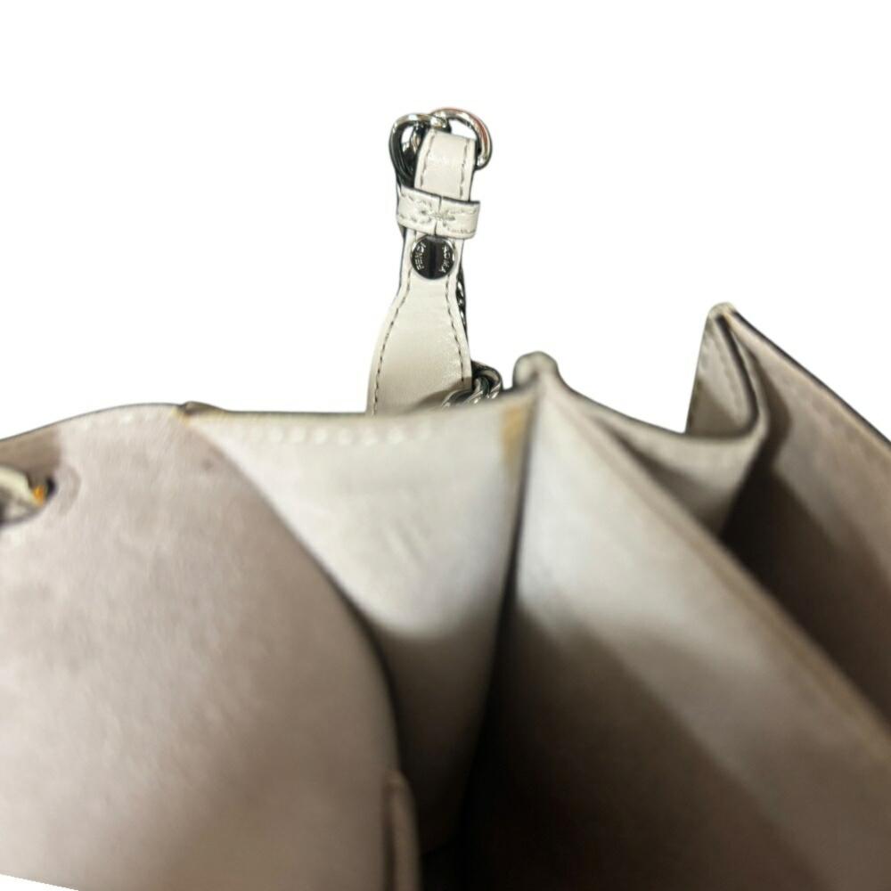 Beige Leather Fendi Shoulder Bag