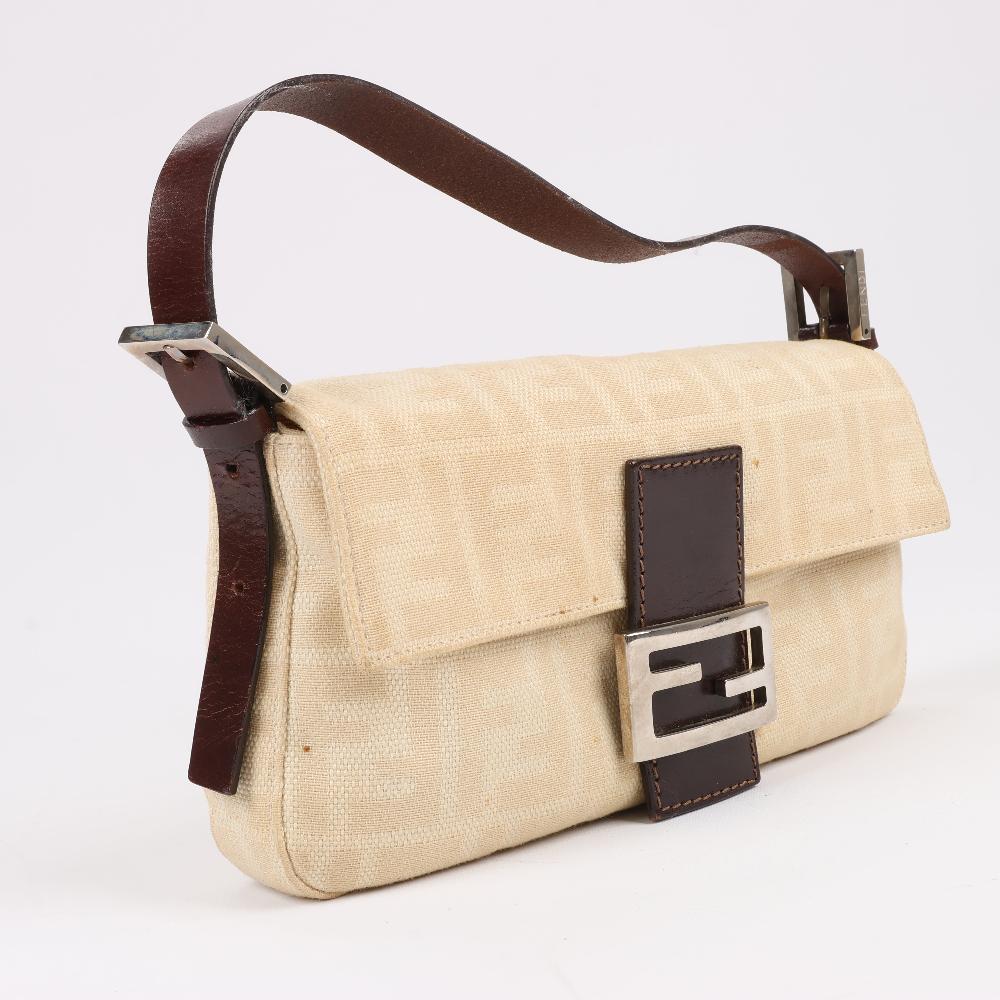 Beige Leather Fendi Baguette