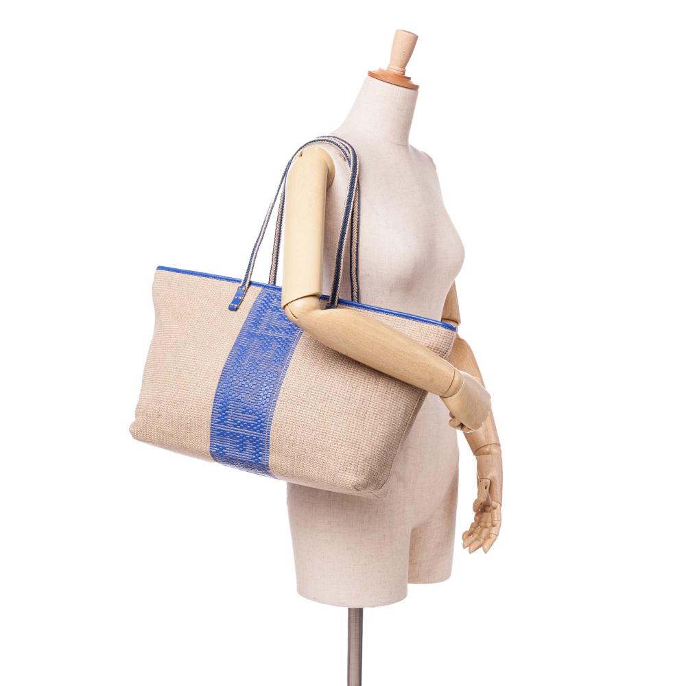 Beige Raffia Fendi Tote