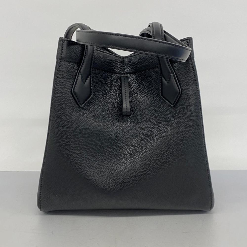 Black Leather Fendi Shoulder Bag