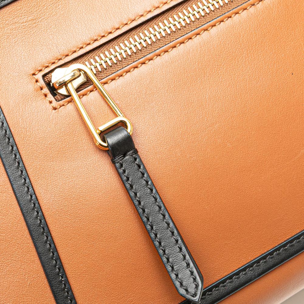 Brown Leather Fendi Shoulder Bag