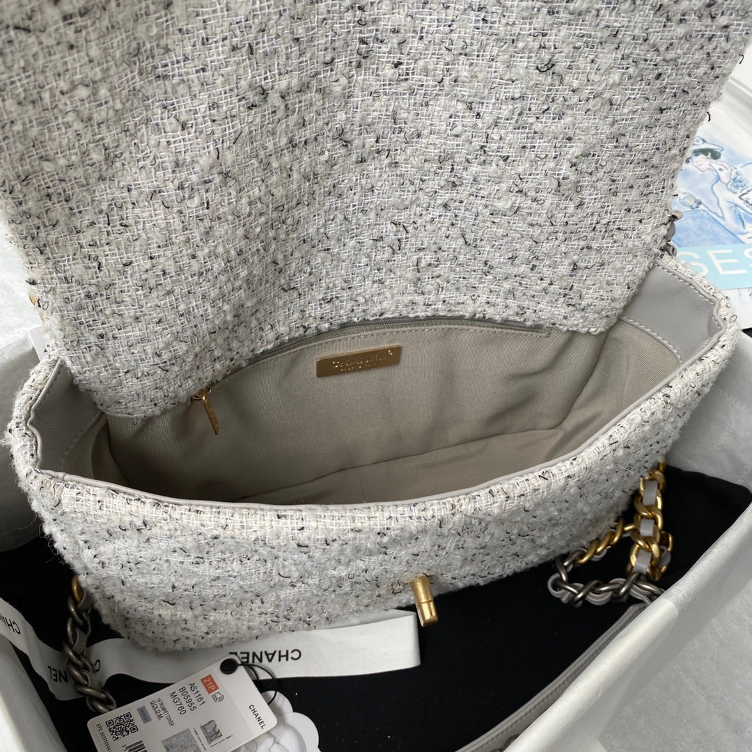 Chanel - Luxury Bag - CHL - 931
