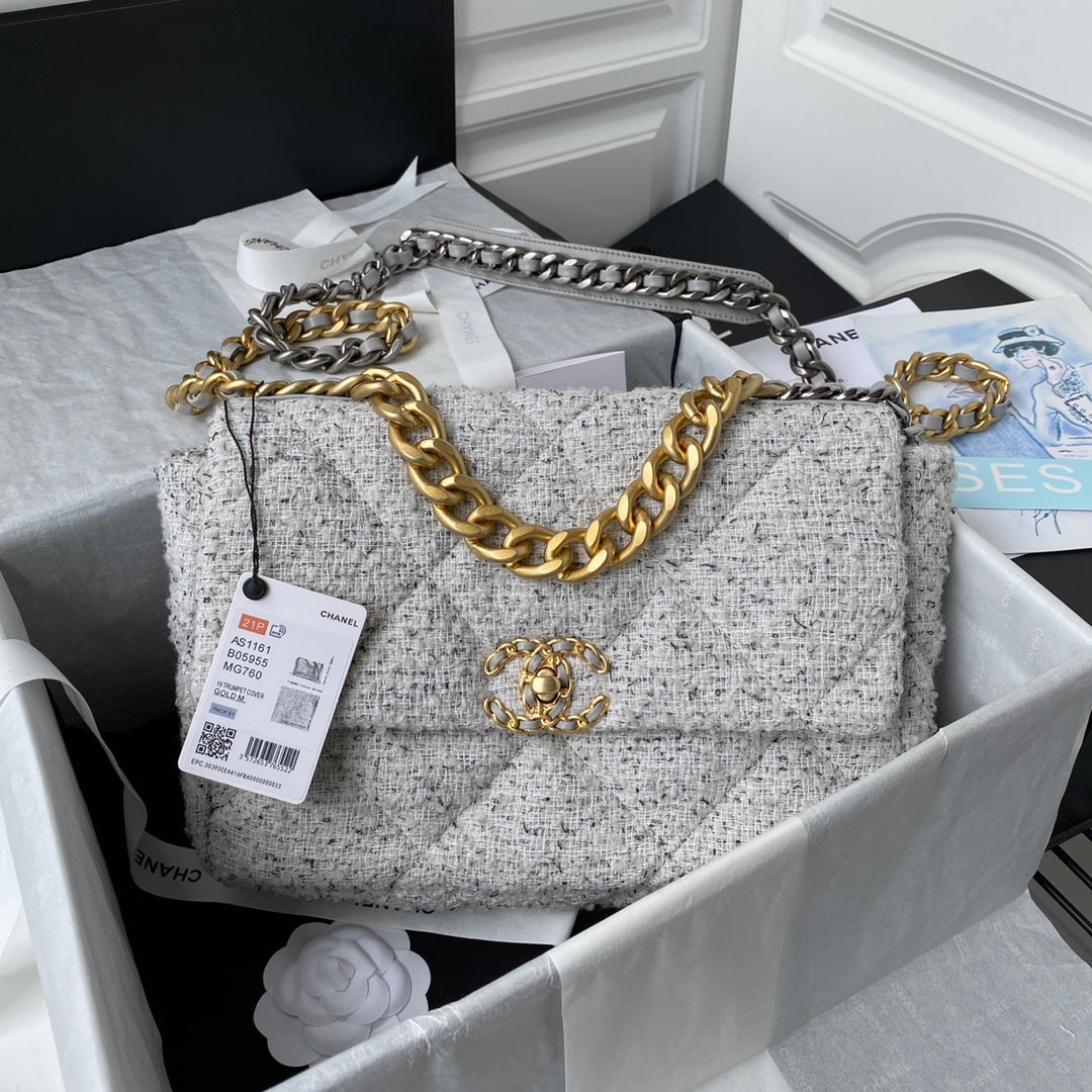 Chanel - Luxury Bag - CHL - 931