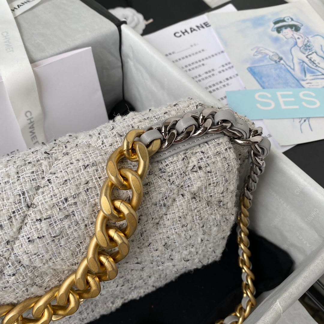 Chanel - Luxury Bag - CHL - 931