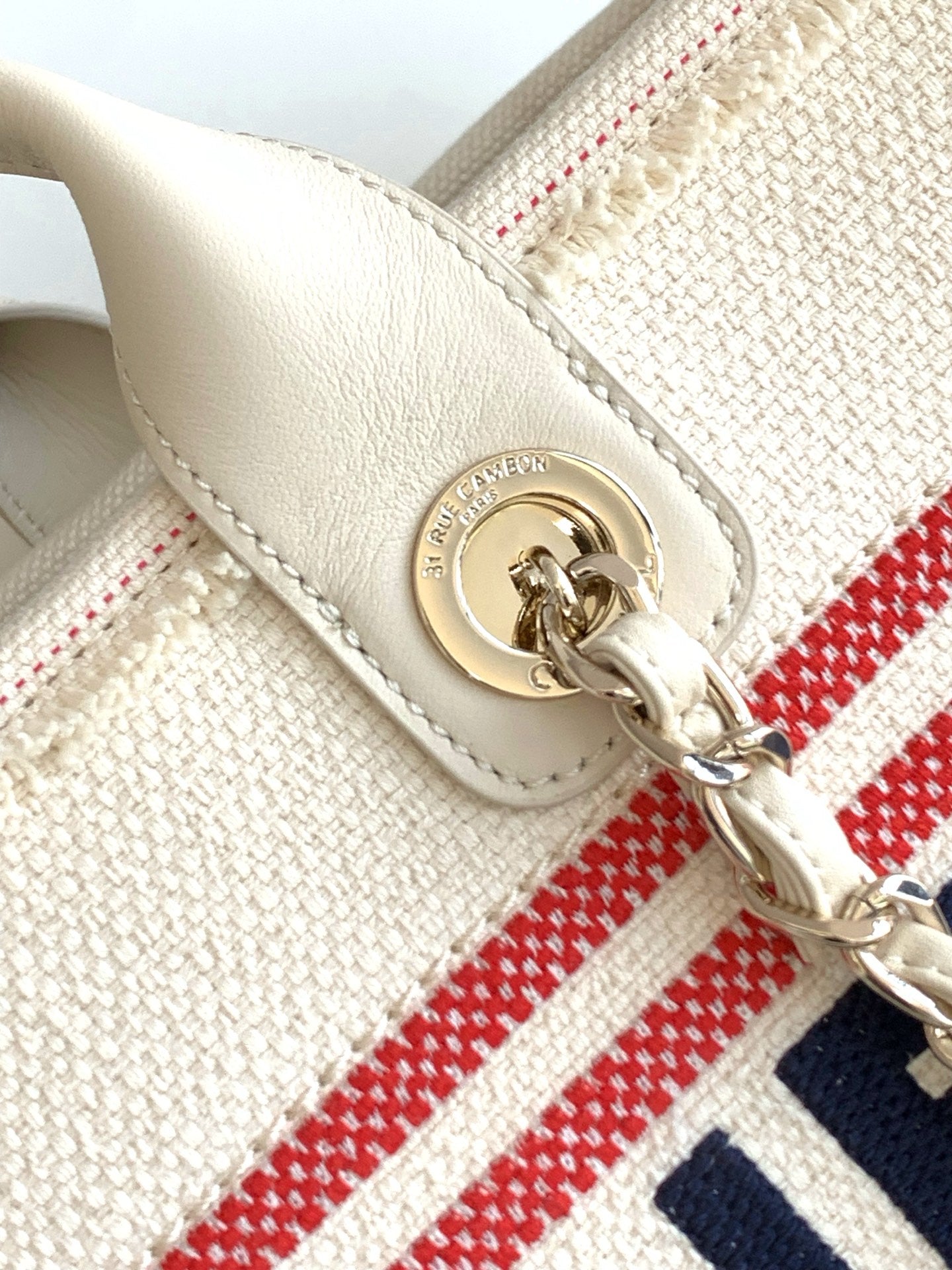 CC 25C ToTe Bag Beige Navy Blue Canvas Fabric 238518