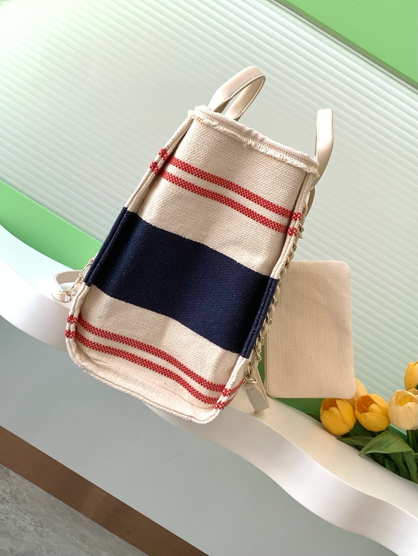 CC 25C ToTe Bag Beige Navy Blue Canvas Fabric 238518
