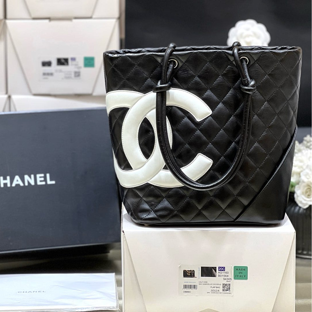 CC Cambon Tote 24cm Black White Quilted Calfsin
