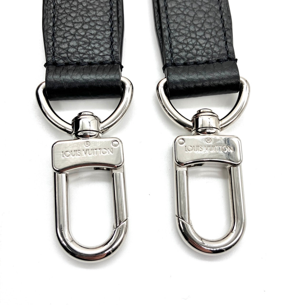 LOUIS VUITTON Taurillon Strap