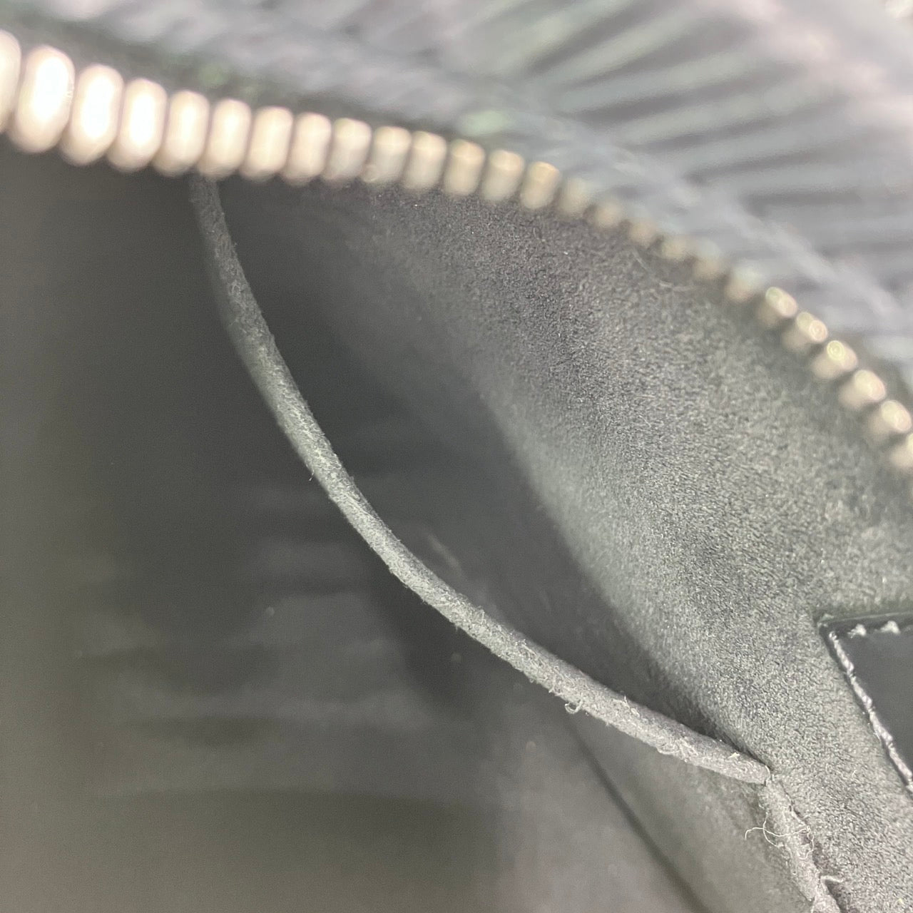 LOUIS VUITTON Epi Speedy 25 Bandouliere