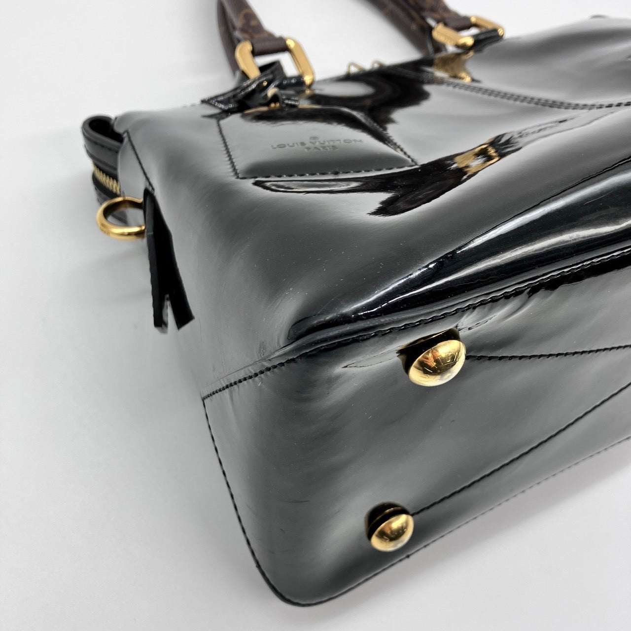 LOUIS VUITTON Miroir