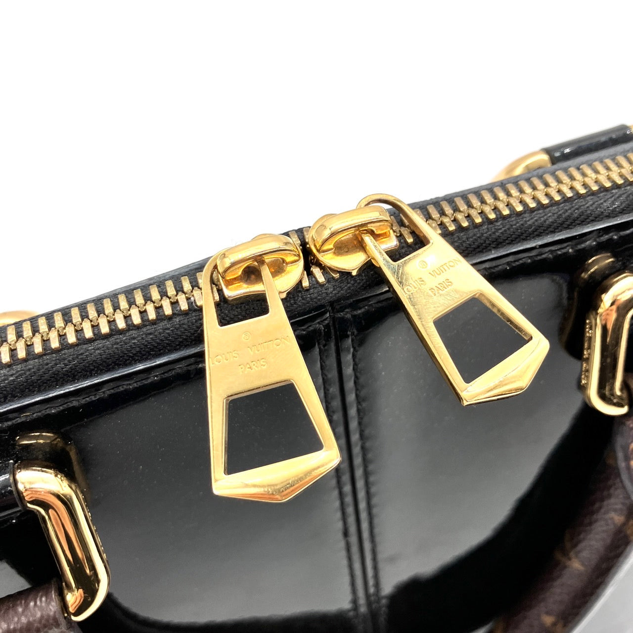 LOUIS VUITTON Miroir
