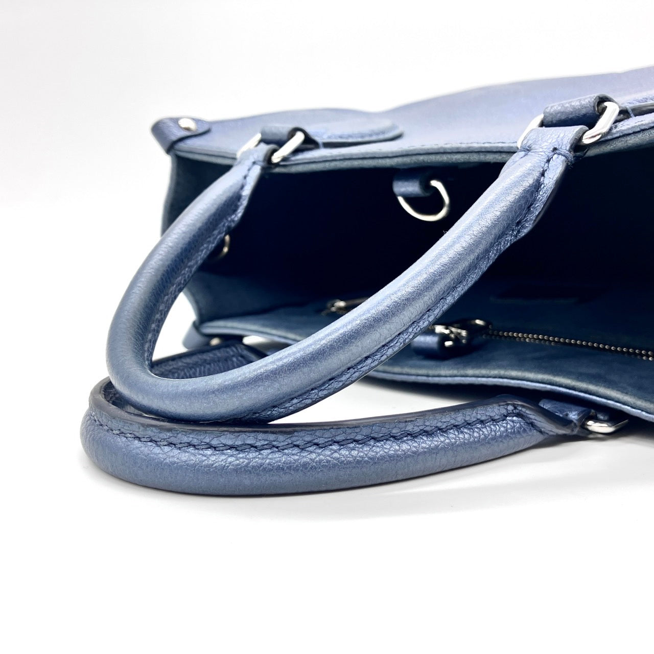 LOUIS VUITTON Empreinte On the Go RFID