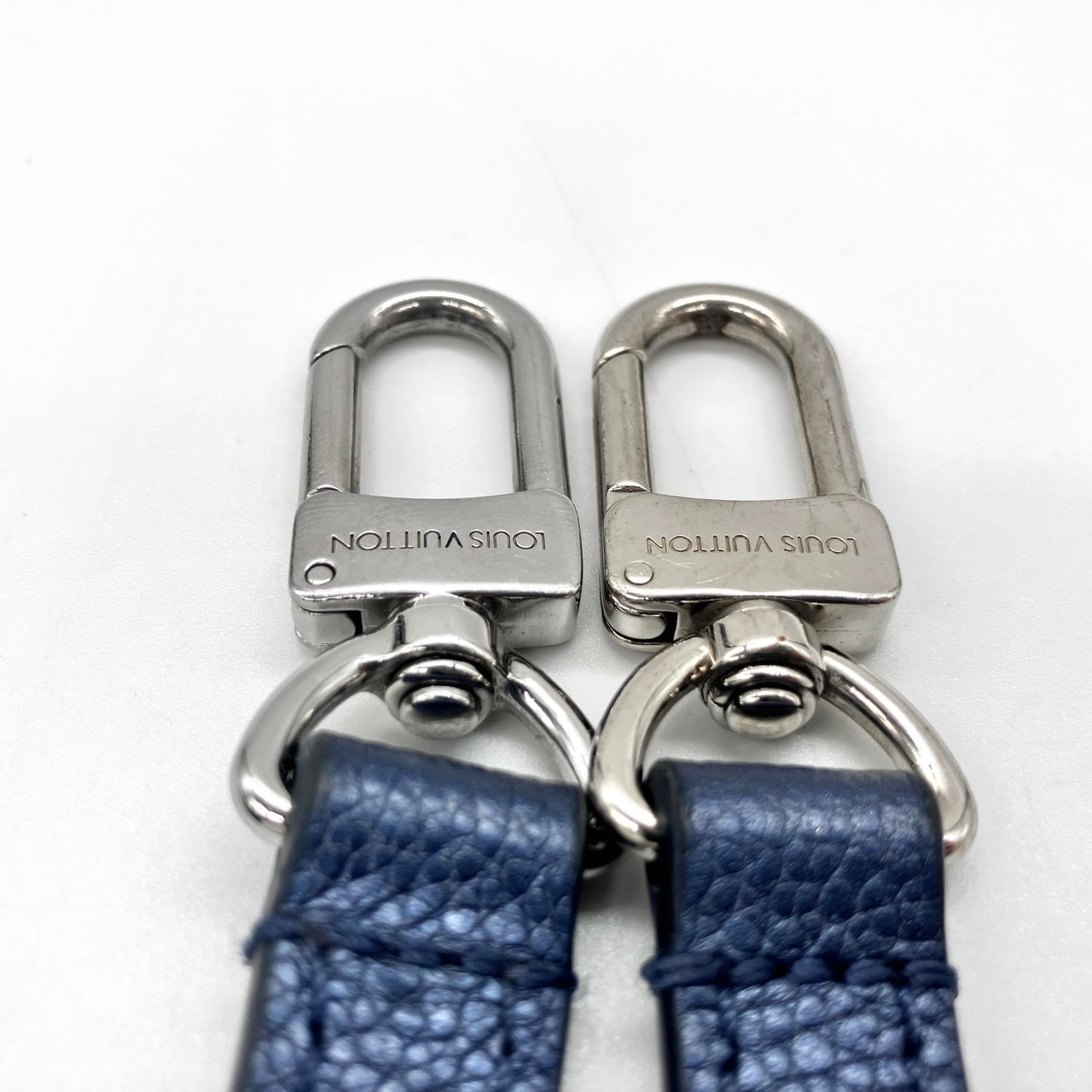LOUIS VUITTON Empreinte On the Go RFID