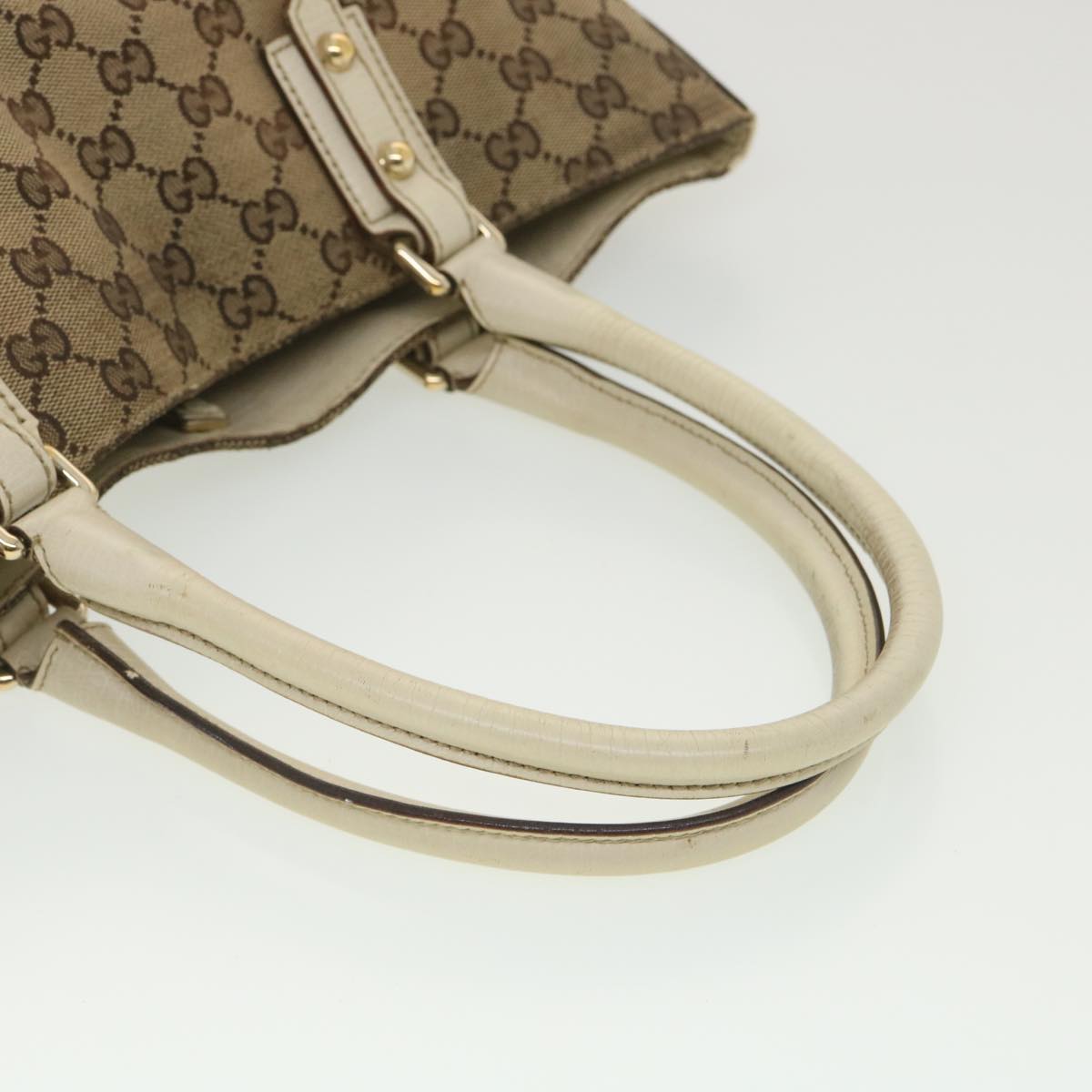 GUCCI GG Canvas Sherry Line Shoulder Bag Beige
