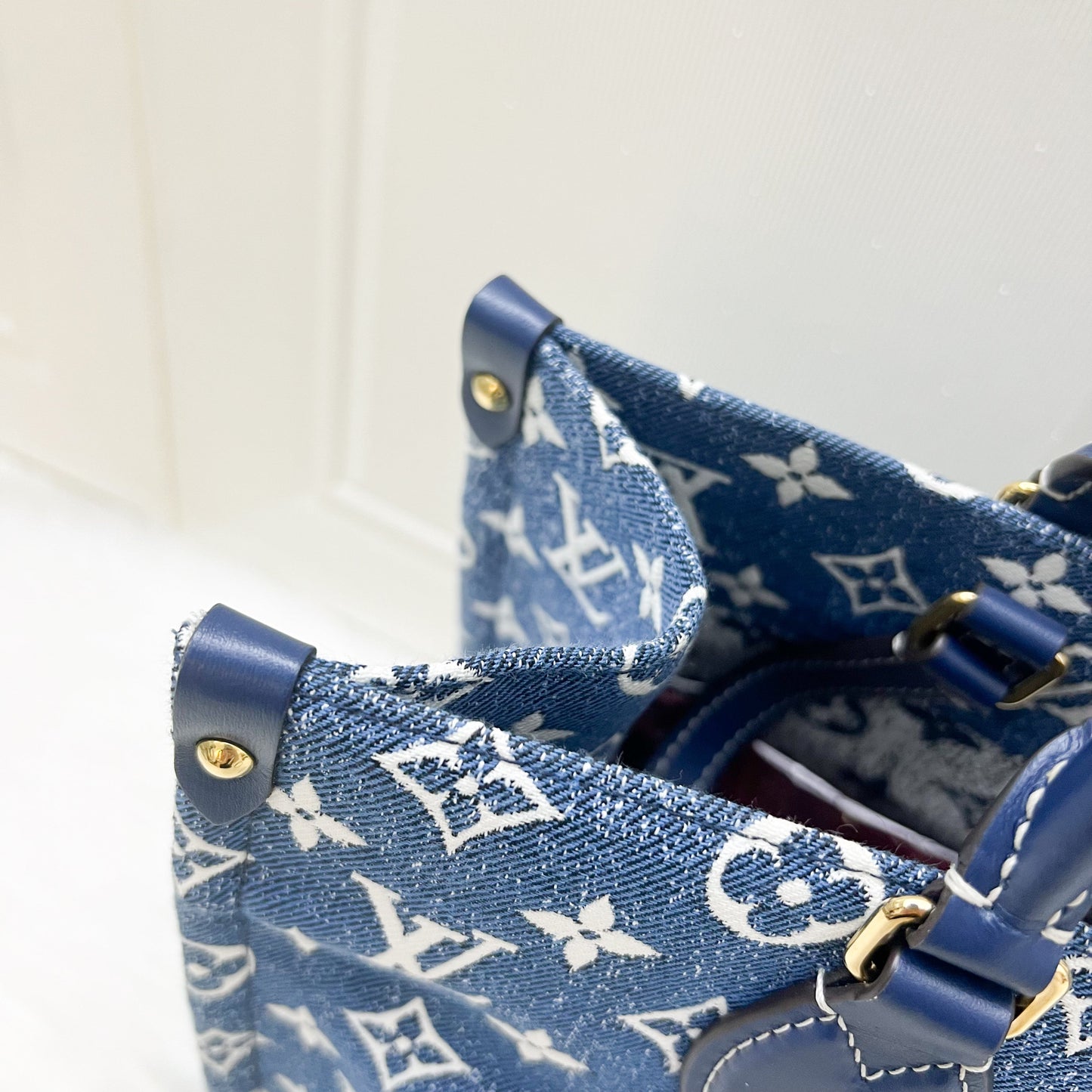 LV Onthego MM in Ombre Blue Denim and GHW