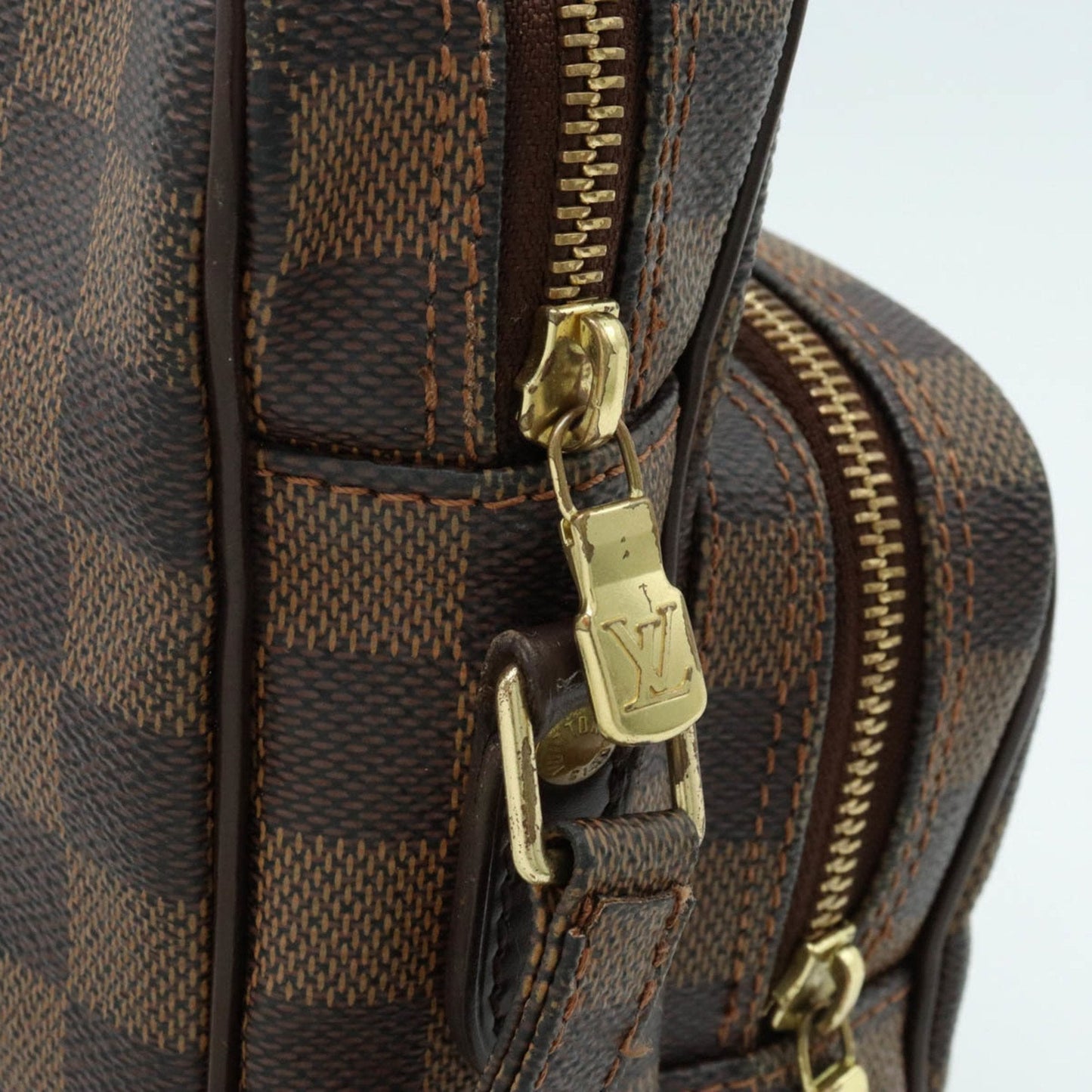 Louis Vuitton Amazone  Canvas Shoulder Bag ()