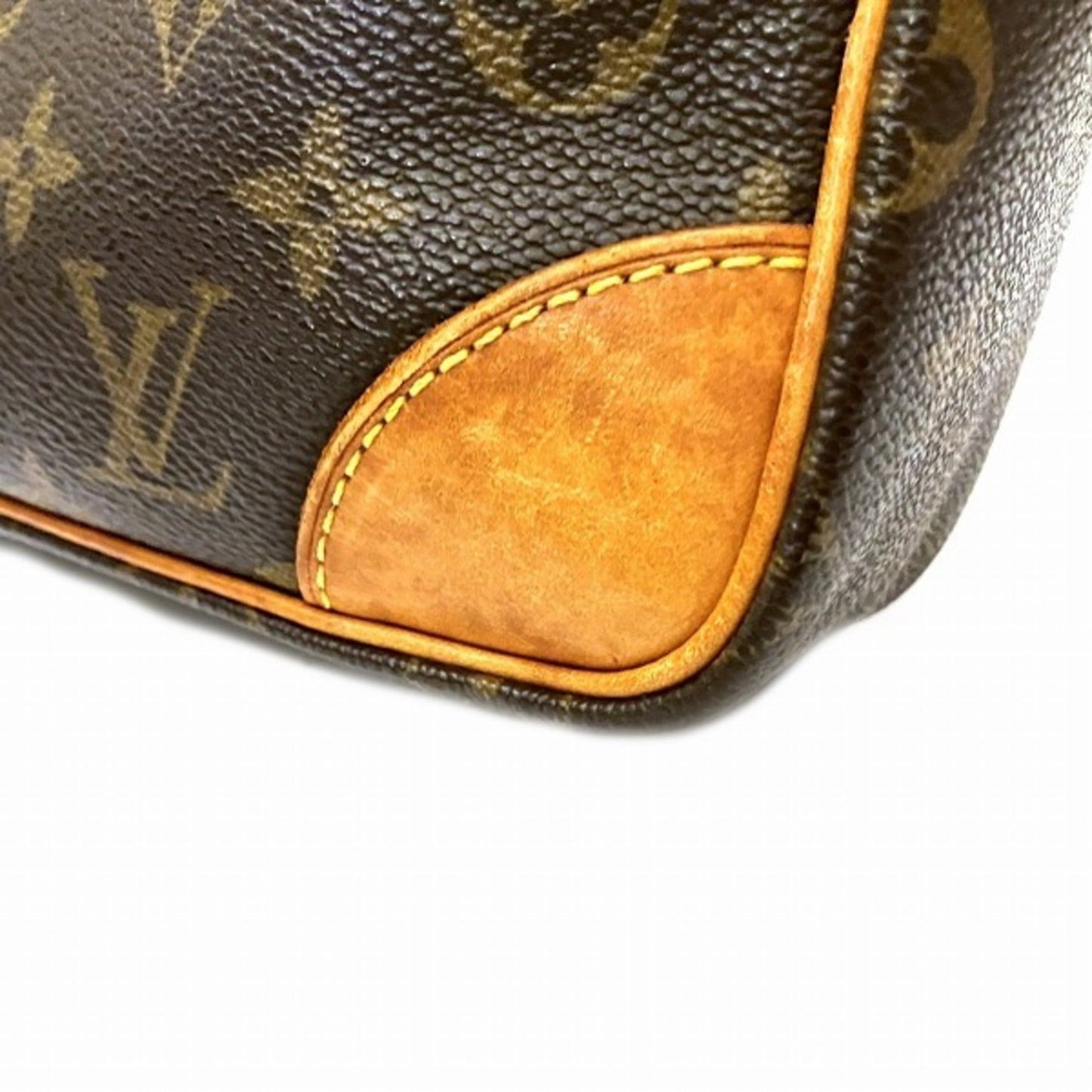 Louis Vuitton Trocadéro  Canvas Shoulder Bag ()