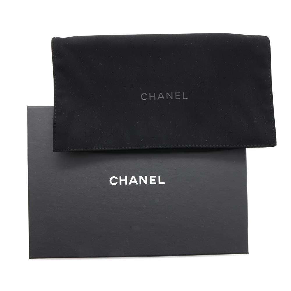 CHANEL Matelasse Flap ChainShoulder Phone Pouch BlackAP2096 Caviar Leather