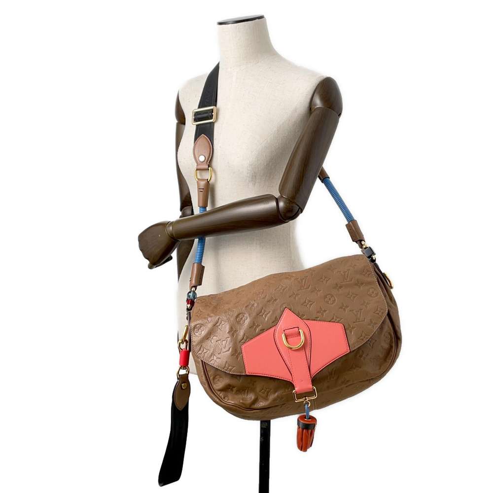 LOUIS VUITTON Flap Shoulder Bag collection Printemps - Ete 2010 Brown Monogram - Underground