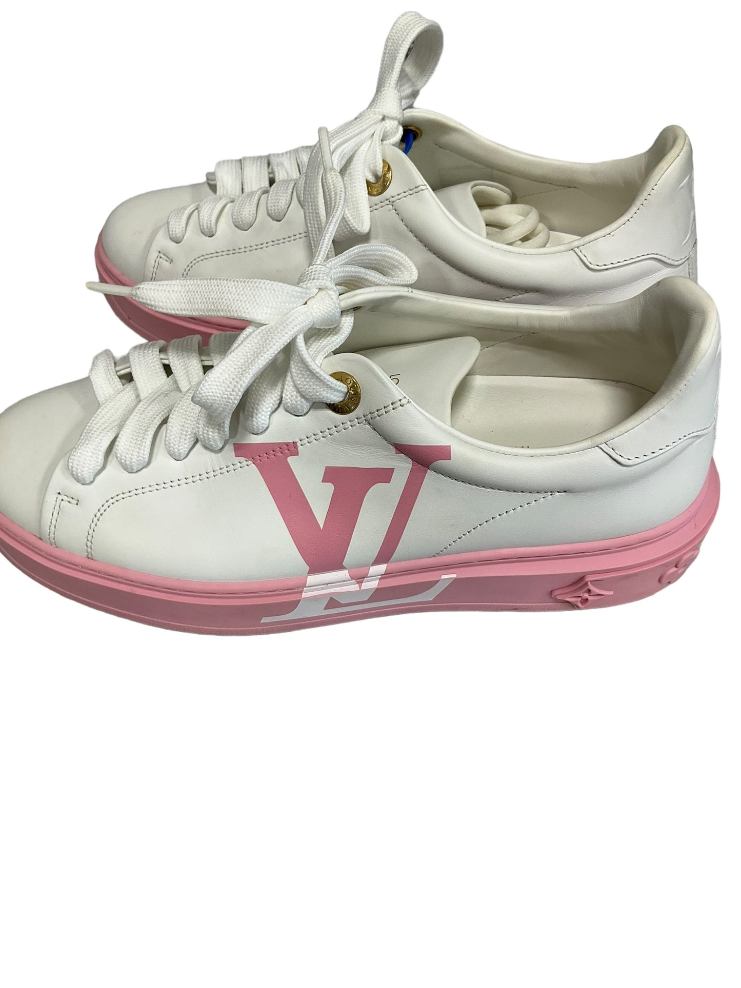 White Shoes Athletic Louis Vuitton, Size 7