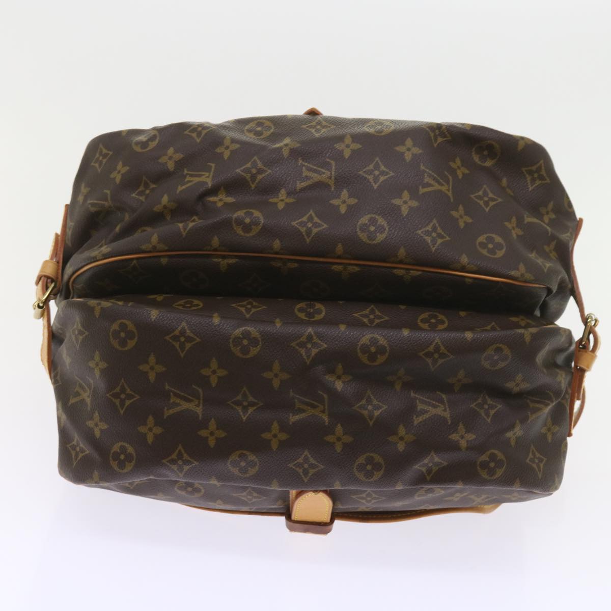 Louis Vuitton Saumur 35  Canvas Shoulder Bag ()