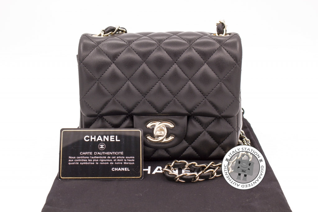 Chanel A35200 Y04059 Classic CC Flap Black / 94305 Lambskin Mini Shoulder Bags Pbhw