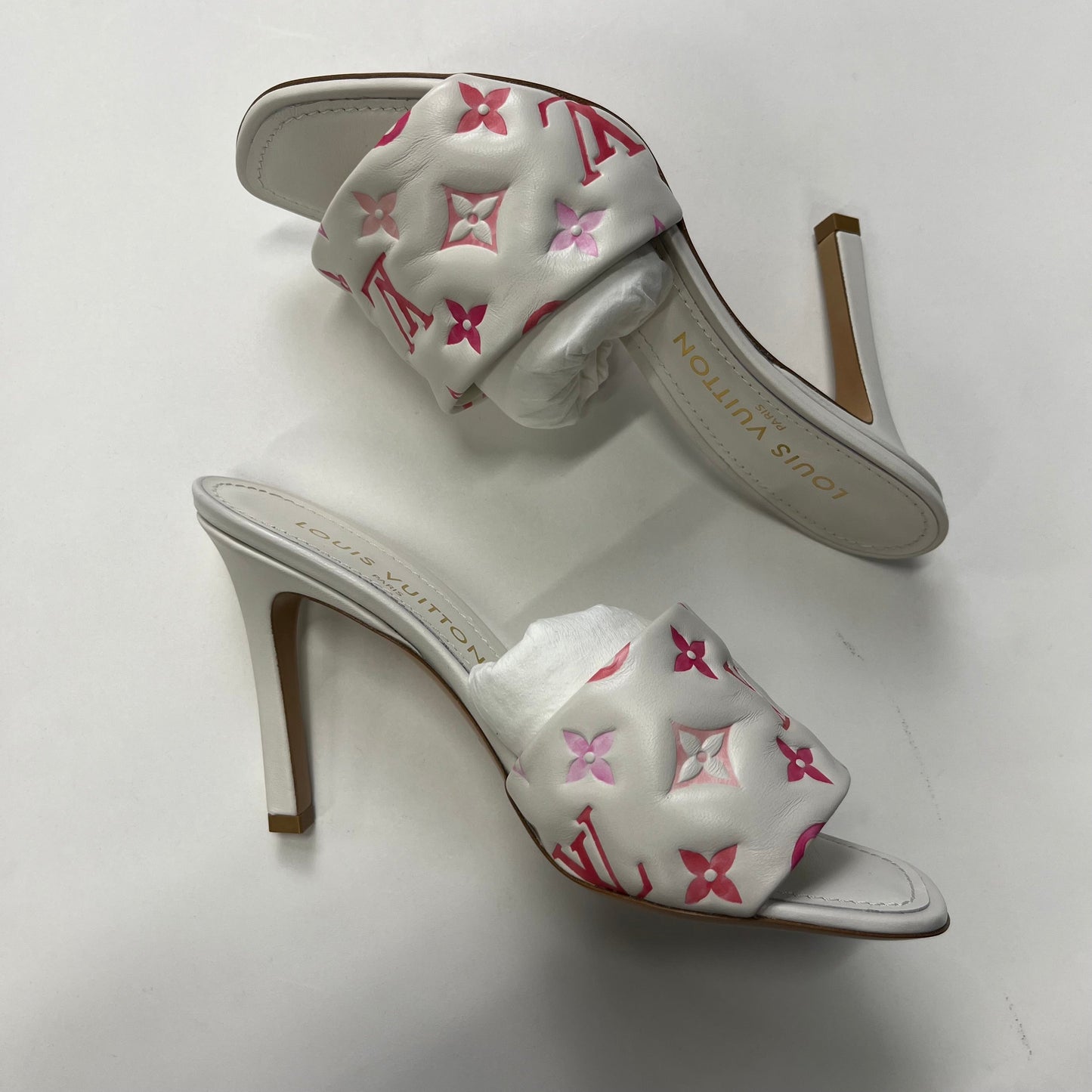 White Shoes Heels Block Louis Vuitton, Size 8.5