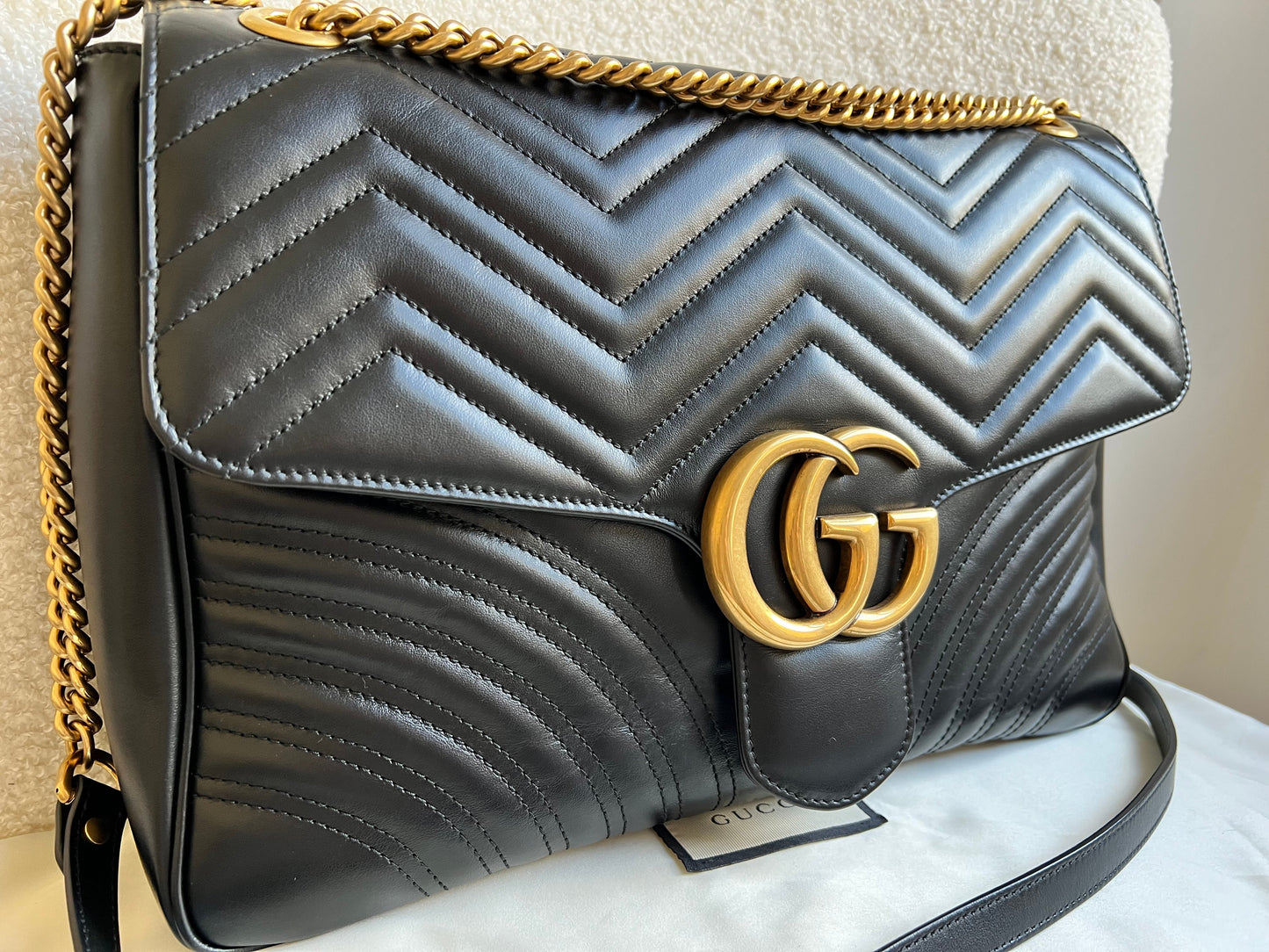 Gucci GG Black Large Marmont Shoulder Bag