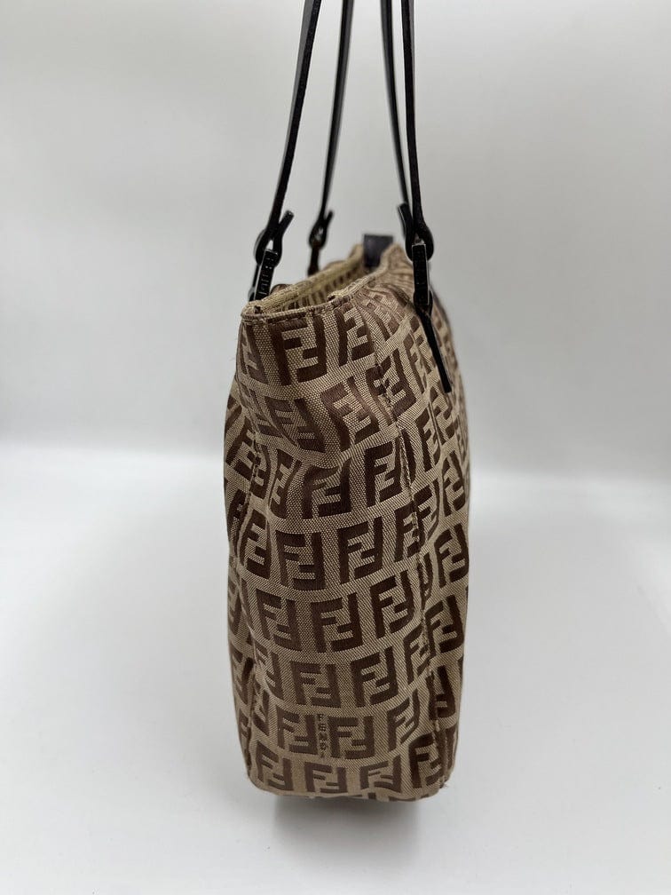 Vintage Fendi Shoulder Bag in Brown Zucca Canvas