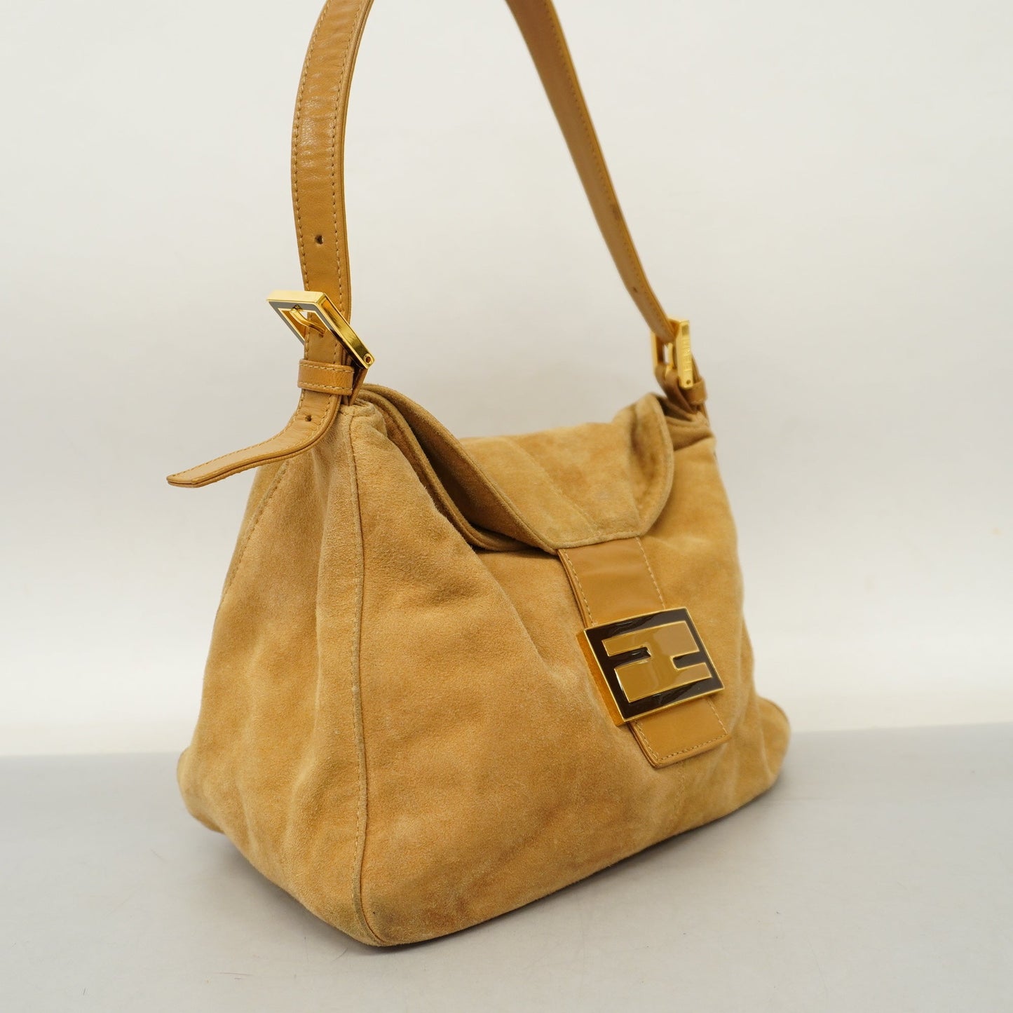 FENDIAuth  Handbag Women's Leather Handbag Beige