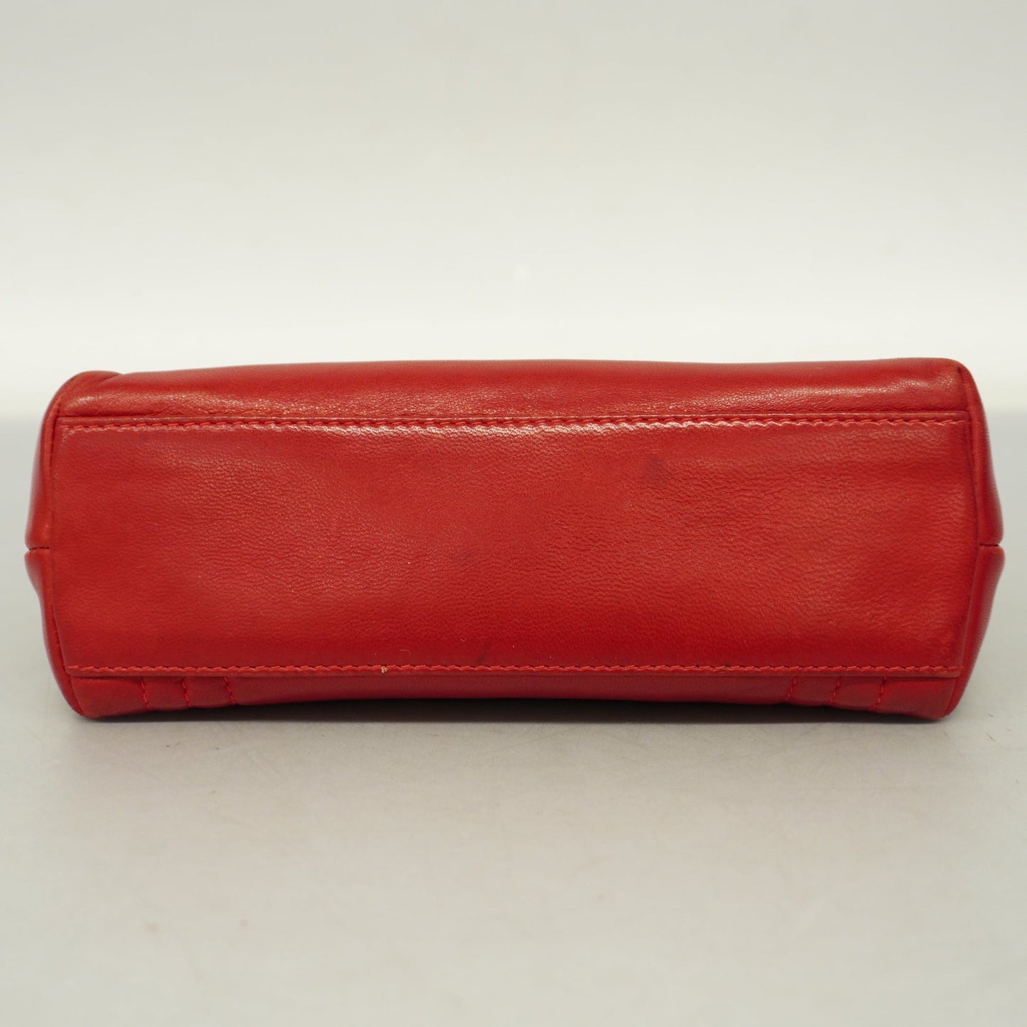 CHANELAuth  Women's Leather Shoulder Bag Red Color