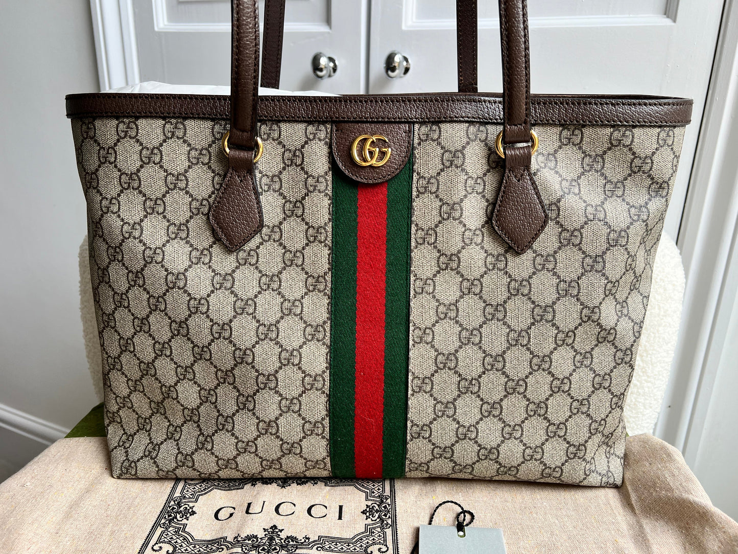 Gucci Ophidia GG Supreme Medium Tote