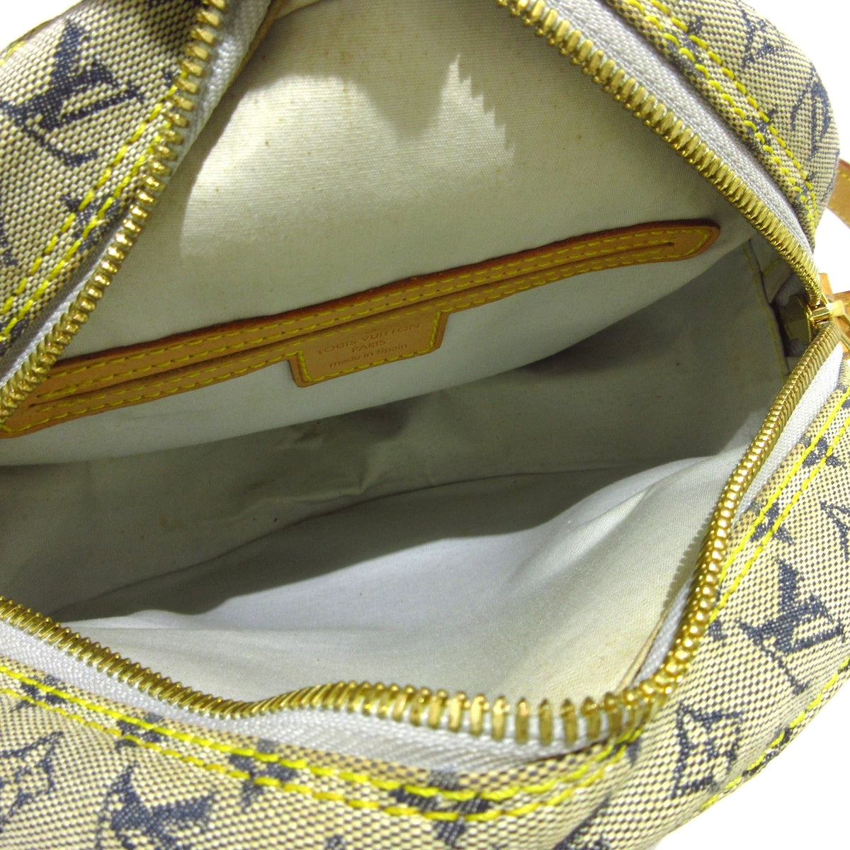 Louis Vuitton Jeanne  Canvas Shoulder Bag ()