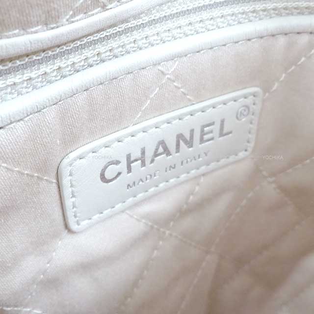[] CHANEL Backpack/daypack/Ruck sack Chanel 22 Matelasse Hobo COCO mark Chain Beige Shiny Calf Skin Mat Silver HW AS3859[LIKE NEW][]