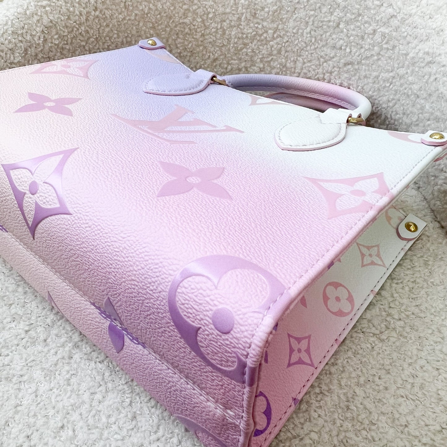 LV Onthego PM in Pastel Sunrise Monogram Empreinte Leather GHW