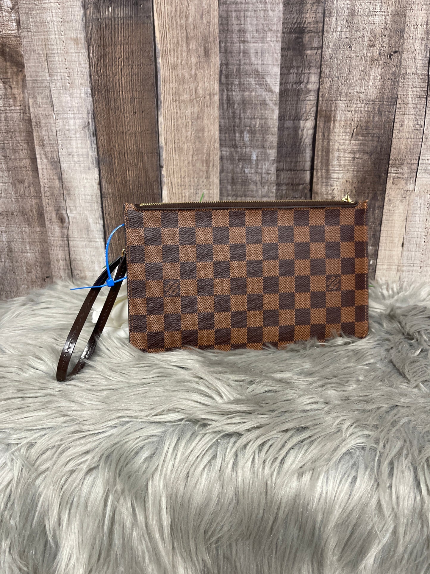 Wristlet Luxury Designer Louis Vuitton, Size Large