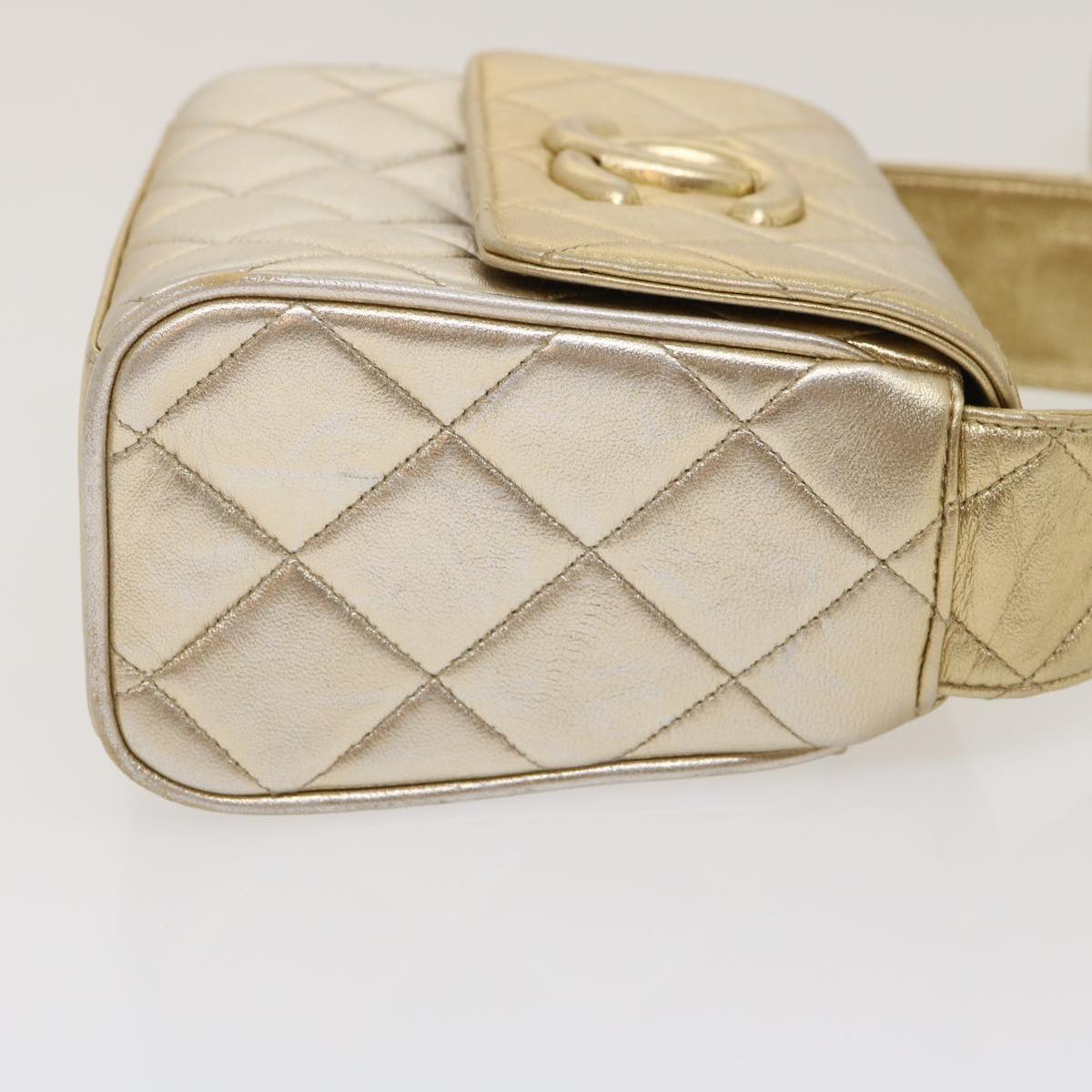 CHANEL Matelasse Shoulder Bag Lamb Skin Gold CC Auth 29567A