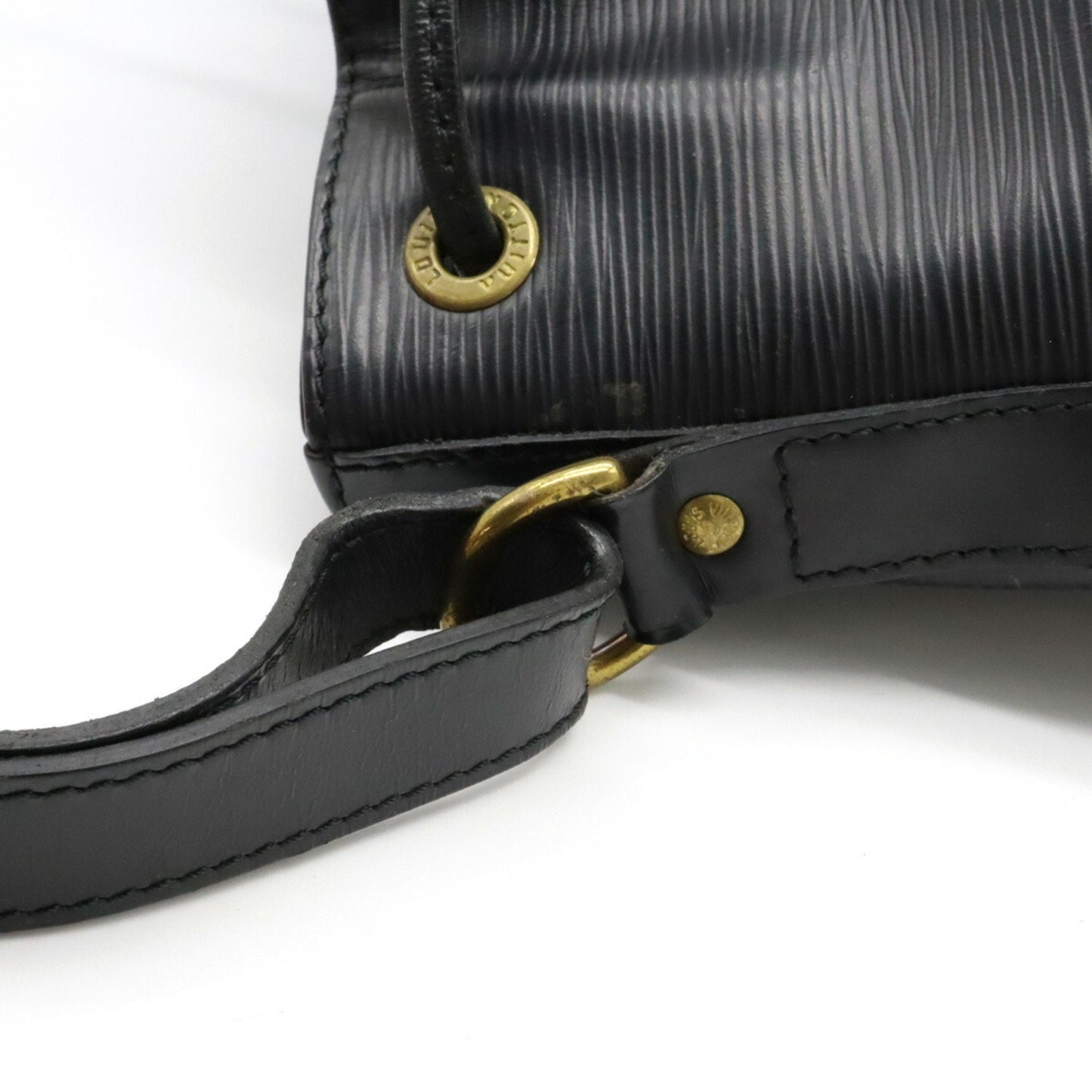 Louis Vuitton Noé  Leather Shoulder Bag ()