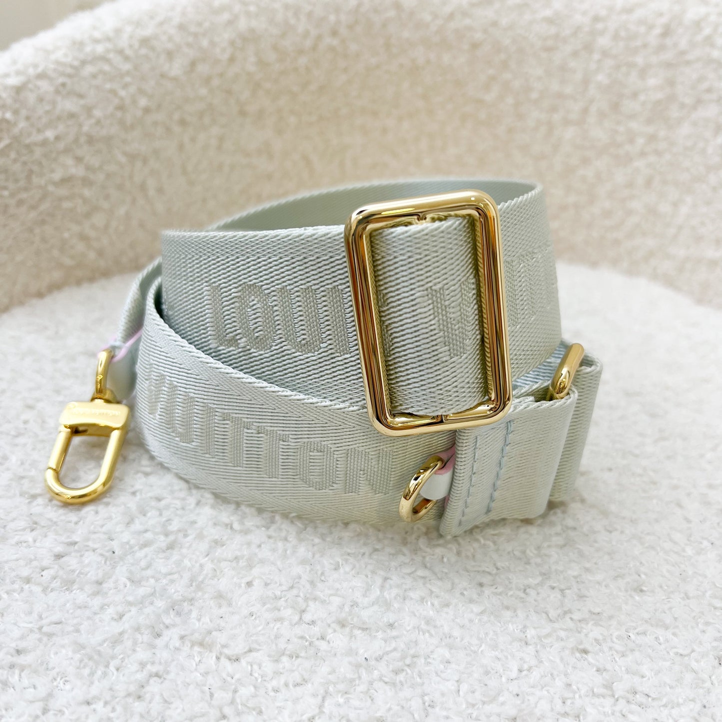 LV Onthego PM in Pastel Sunrise Monogram Empreinte Leather GHW