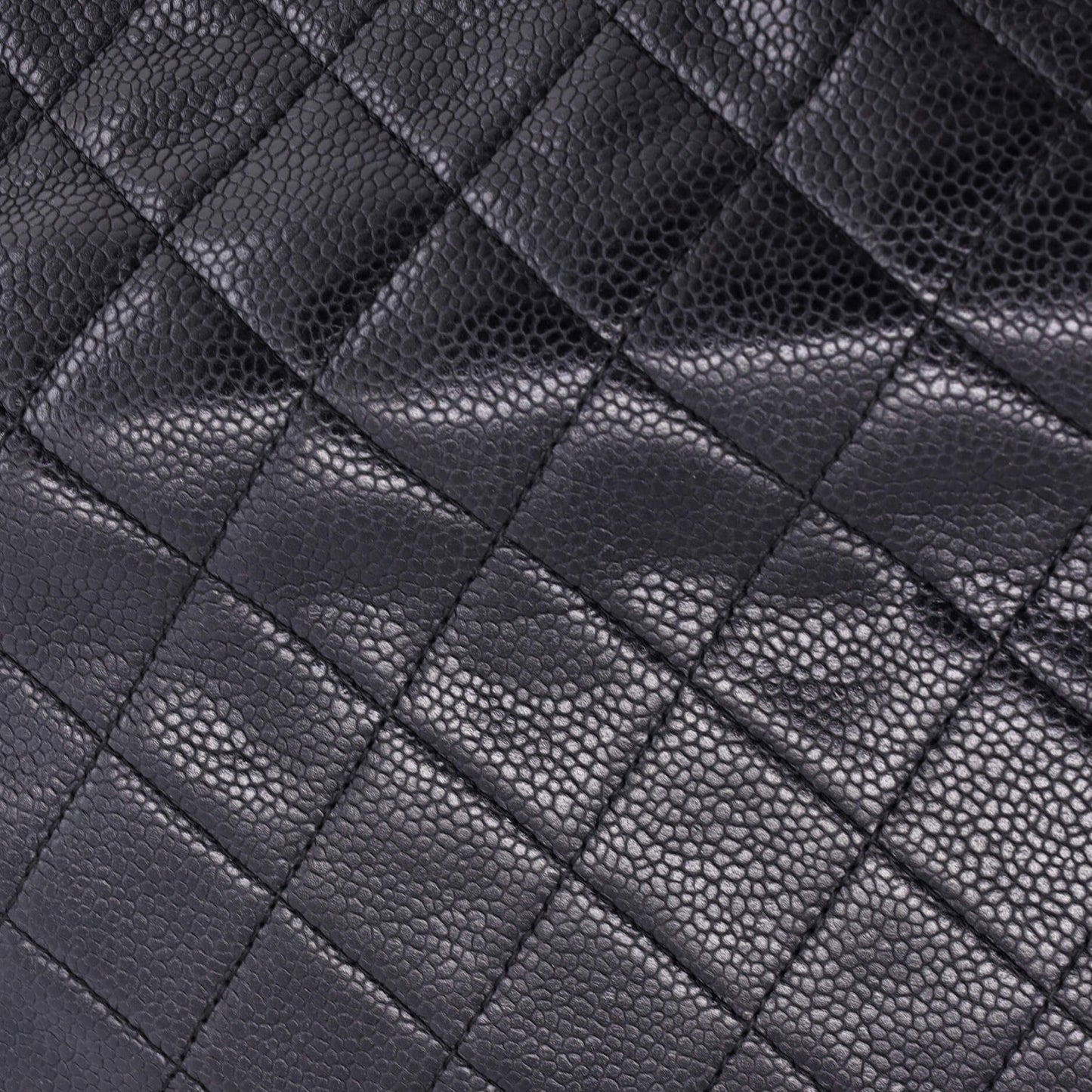 Beauty CC Clutch Quilted Caviar