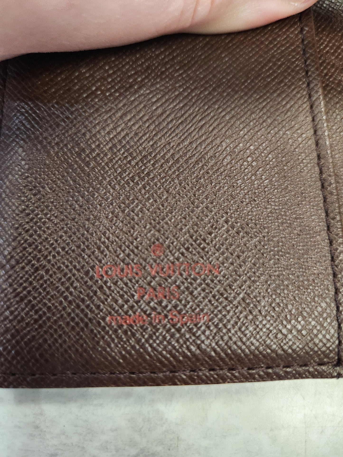 Wallet Luxury Designer By Louis Vuitton  Size: Small