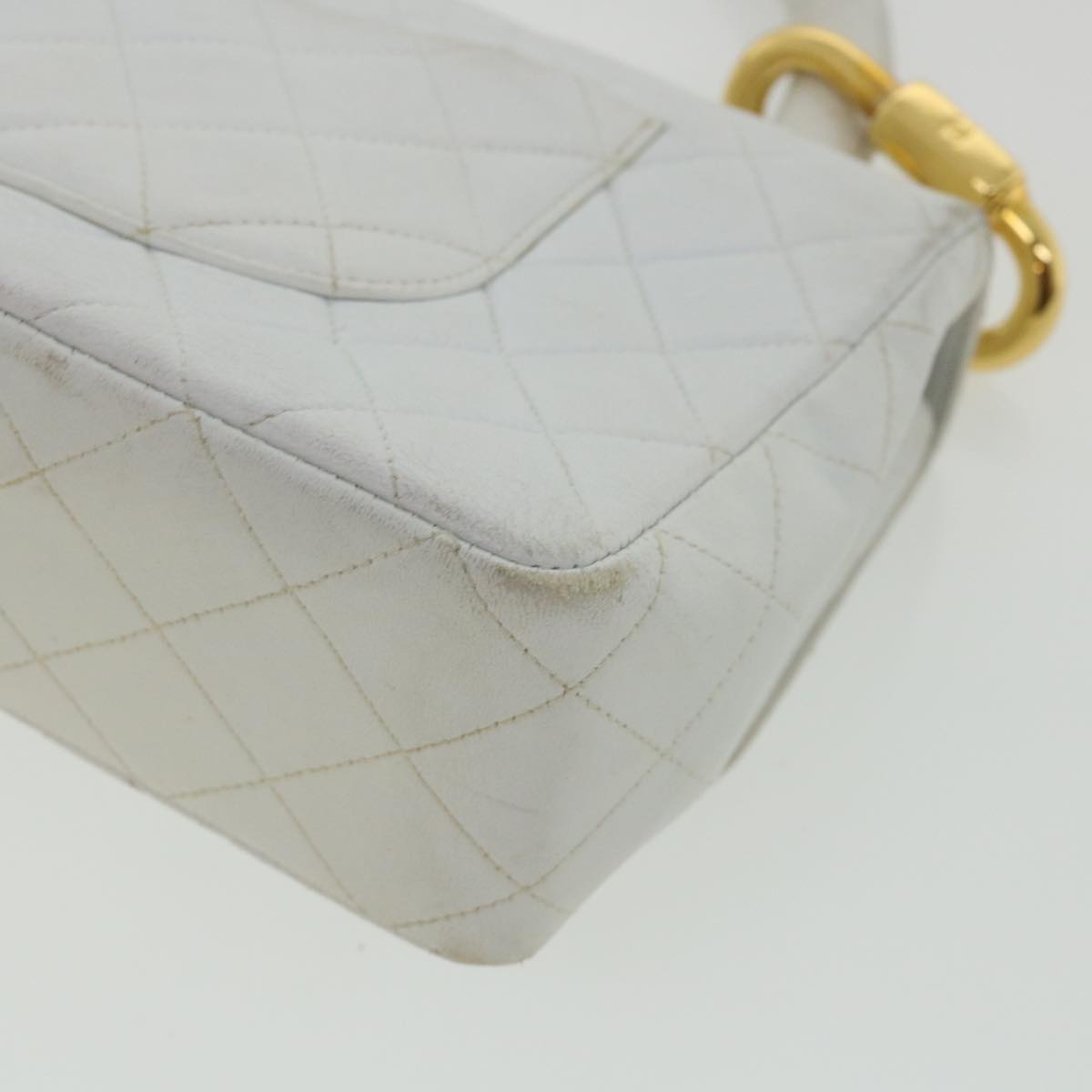 CHANEL Matelasse Pair Shoulder Bag Lamb Skin White CC Auth 32416A