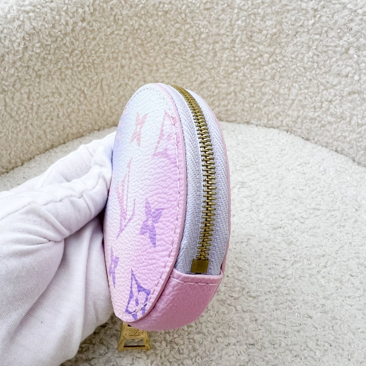 LV Onthego PM in Pastel Sunrise Monogram Empreinte Leather GHW