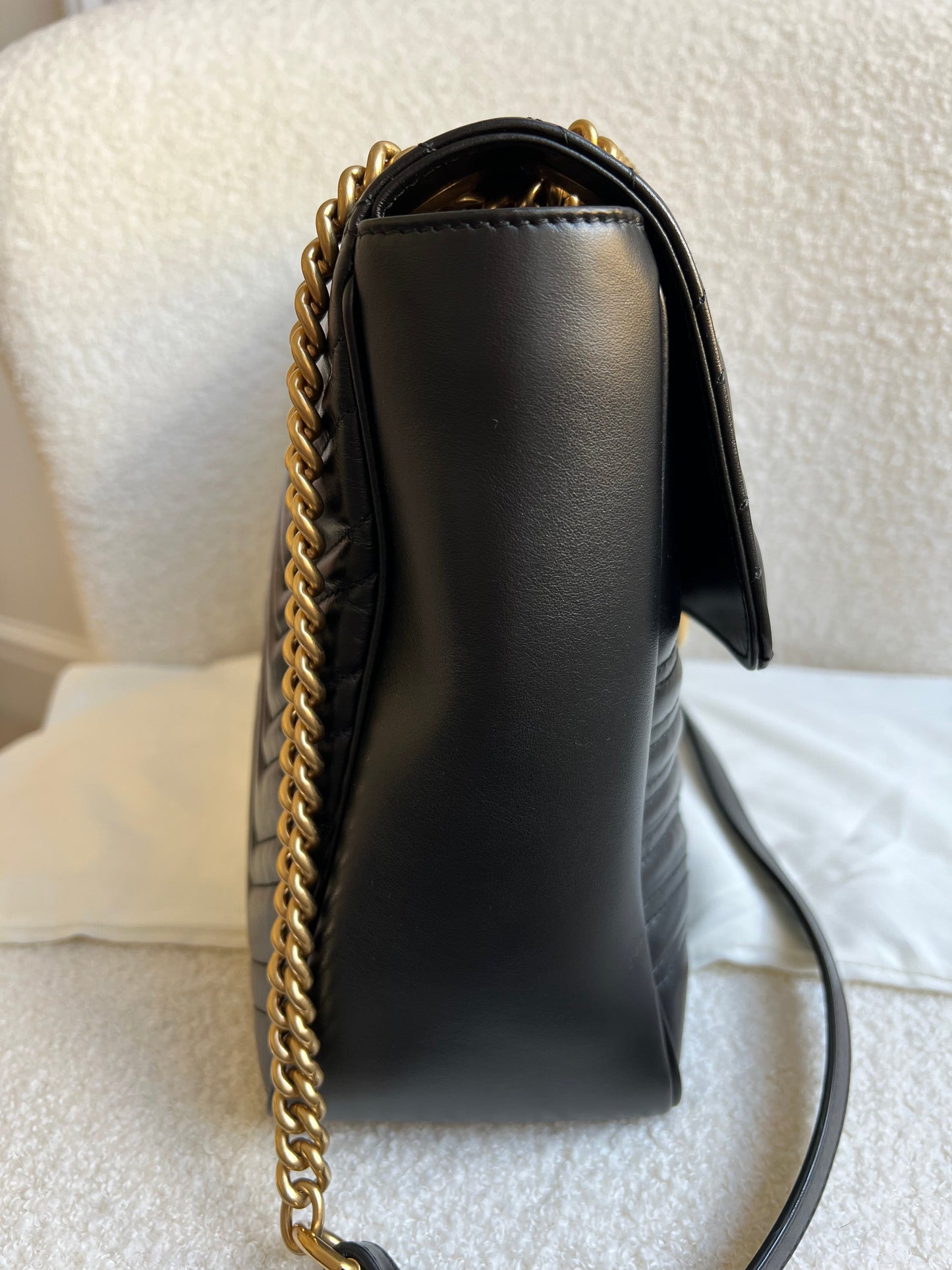 Gucci GG Black Large Marmont Shoulder Bag