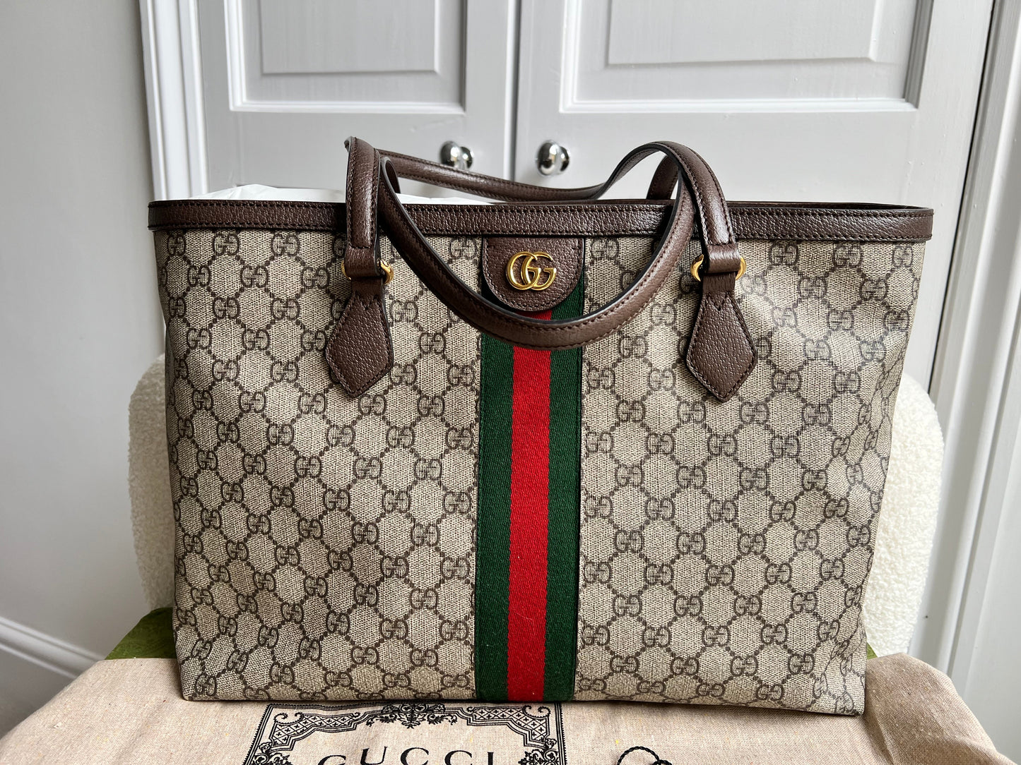 Gucci Ophidia GG Supreme Medium Tote