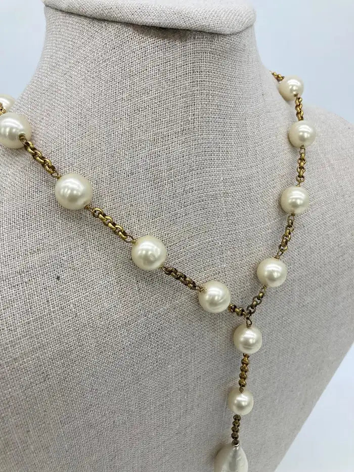 Vintage Chanel Pearl Y Lariat Necklace